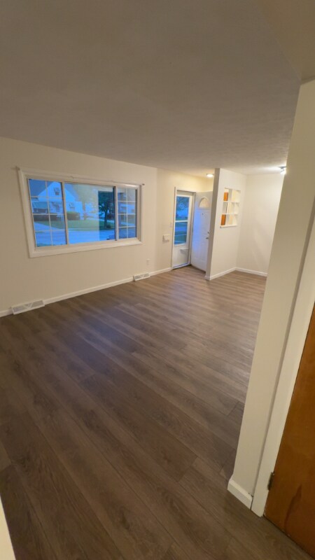 Foto del edificio - 4208 E 189th St