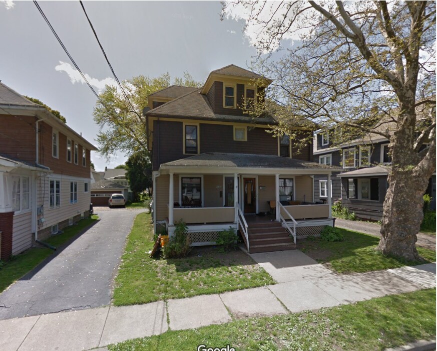Primary Photo - 416 Arthur Ave