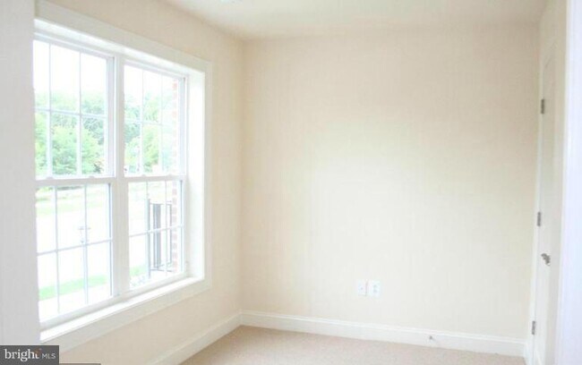 Foto del edificio - 442 Whetstone Glen St