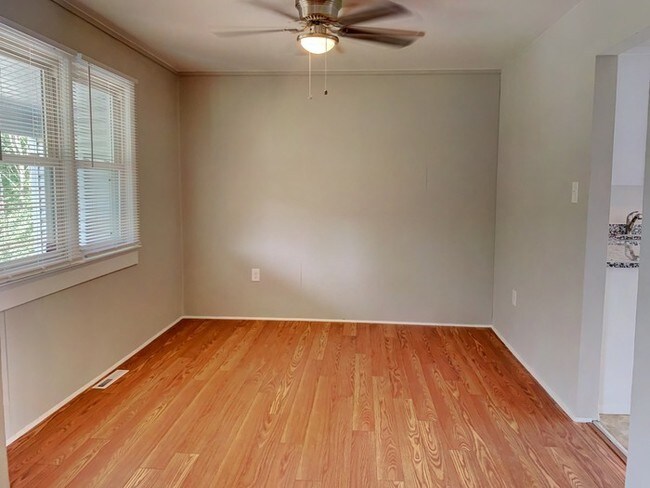 Building Photo - Renovated 3-Bedroom Ranch