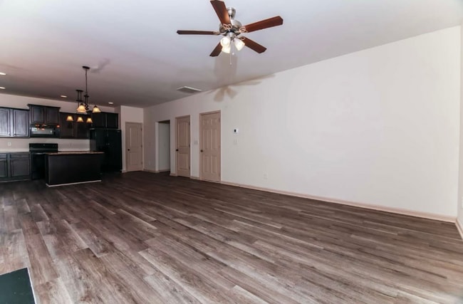Building Photo - 116 Bobby Ray Ct