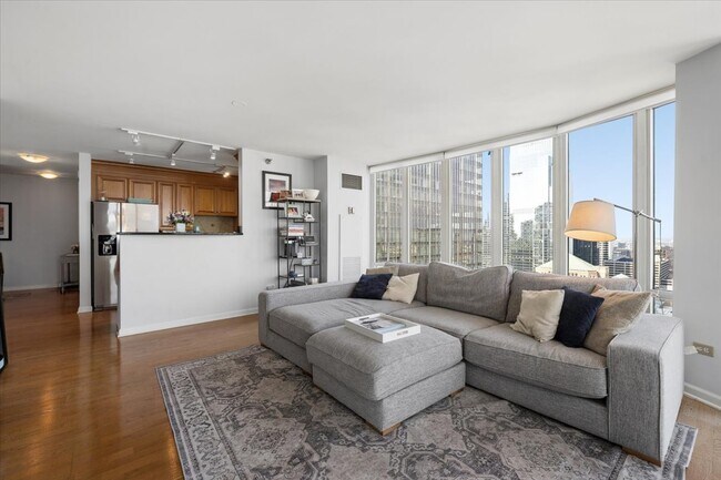 Foto del edificio - 345 N LaSalle St