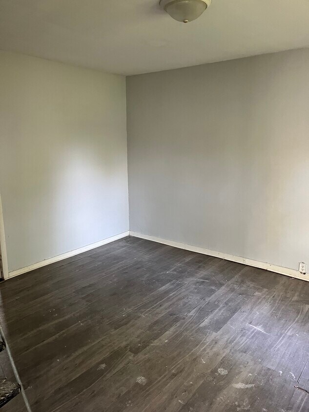 Foto del edificio - 1209 N Bloomington St