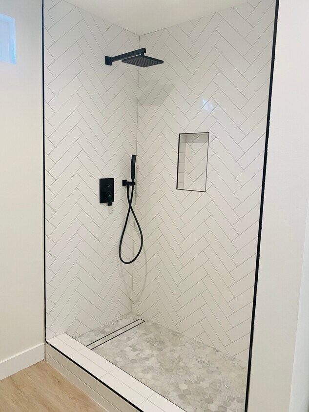 Foto principal - 1733 W 29th St