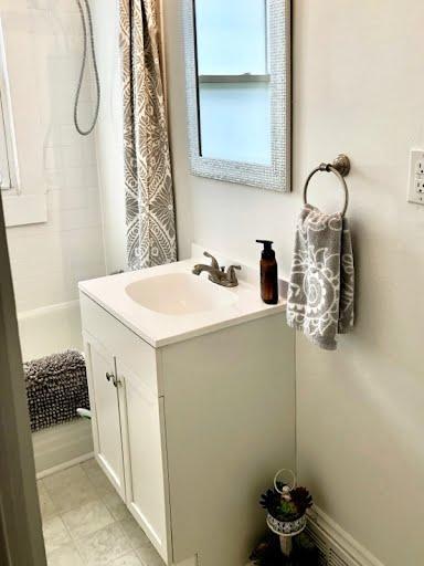 Foto del edificio - 2205 Mayflower Dr