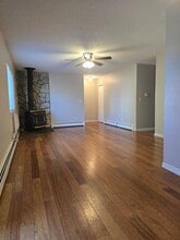 Building Photo - 1033 W 112th Ave