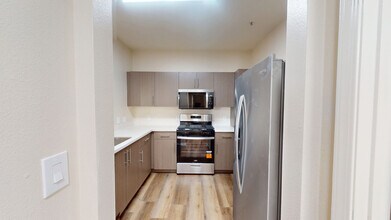Interior Photo - Jefferson at Marina del Rey