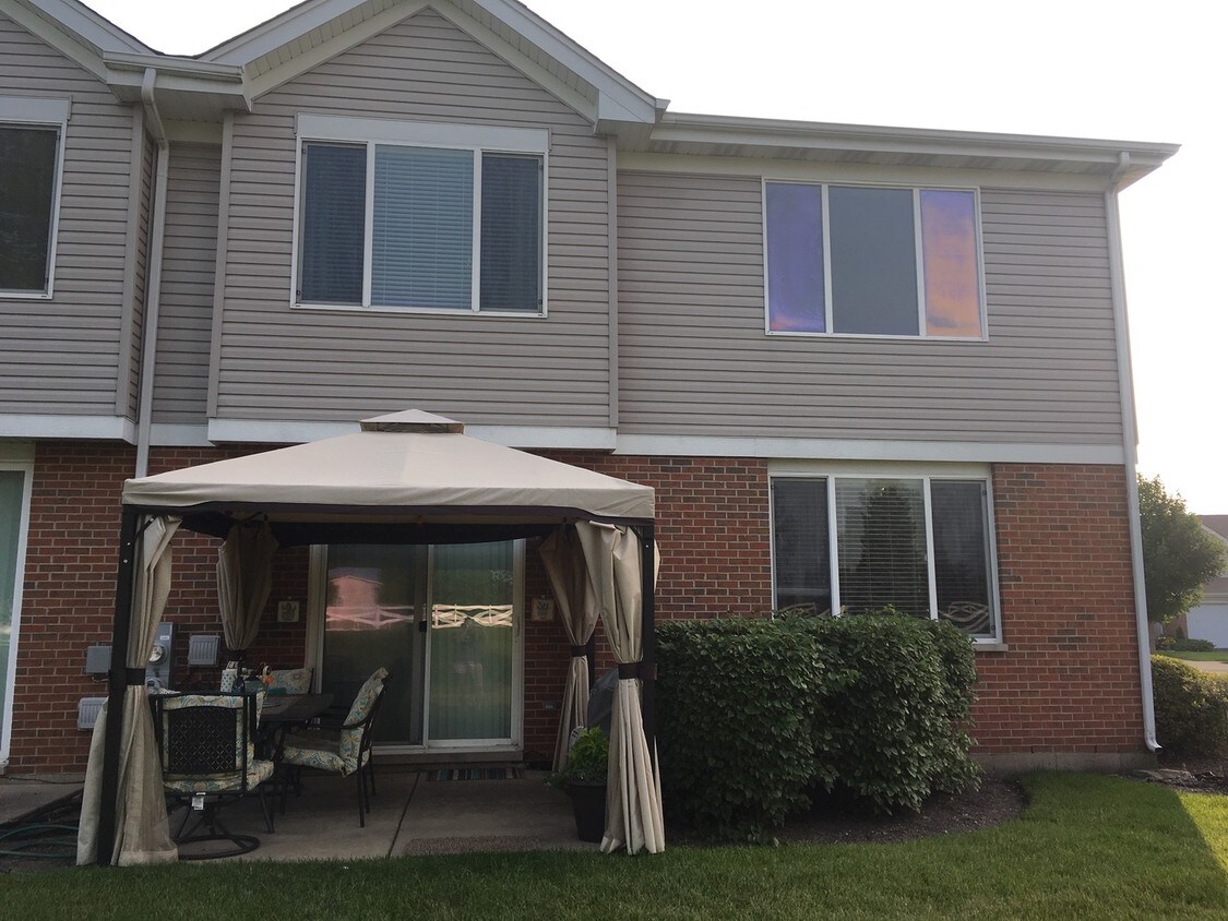 Building Photo - 432 Legend Ln