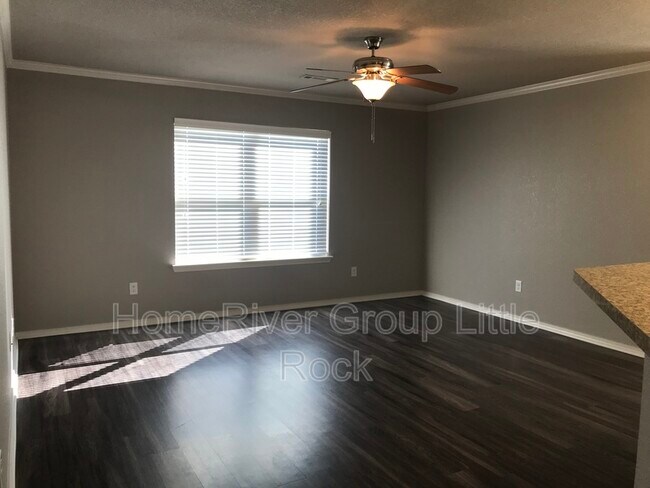 Building Photo - 126 Harvick Cir