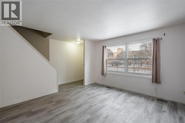 Photo du bâtiment - 834 Exmouth St