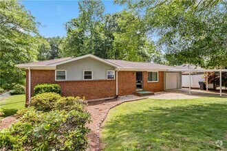 Building Photo - 339 Diane Dr SE