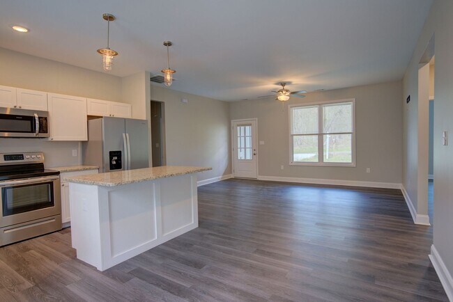 Building Photo - New Build 3/2 House in West Rome- $1,895