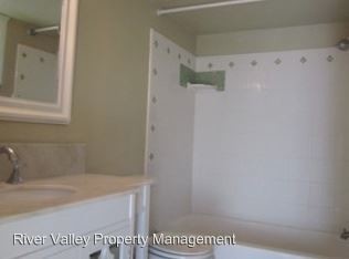 Building Photo - 4 br, 2 bath House - 4442 Art Parkway