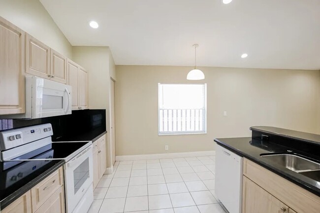 Foto del edificio - 12611 SW 7th Pl