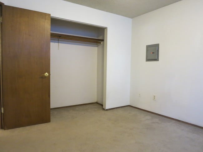 bedroom - 5106 24th Ave NE