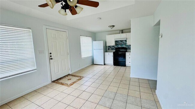 Foto del edificio - 17 Pablo St