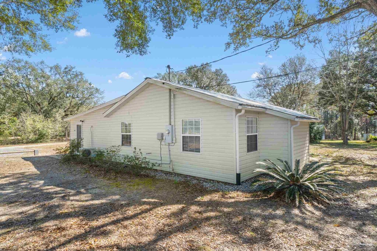 Primary Photo - 6970 Klondike Rd