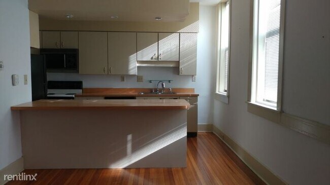 Building Photo - 2 br, 2 bath Condo - 627 N Pennsylvania St