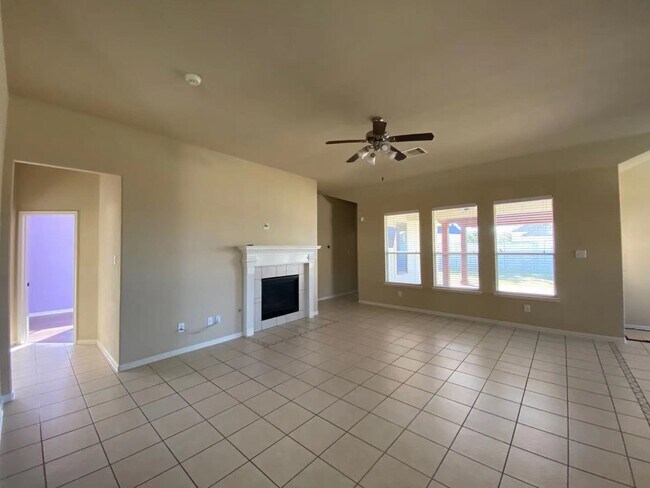 Foto del edificio - 3608 Burwood Ct