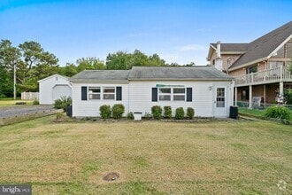Building Photo - 6591 Long Beach Dr