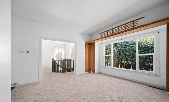 Foto del edificio - Charming Craftsman Rental in a Prime Bellingham Location