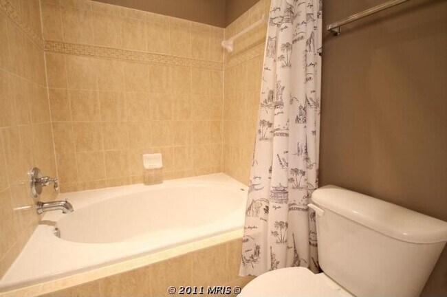 Foto del edificio - 855 E Lombard St