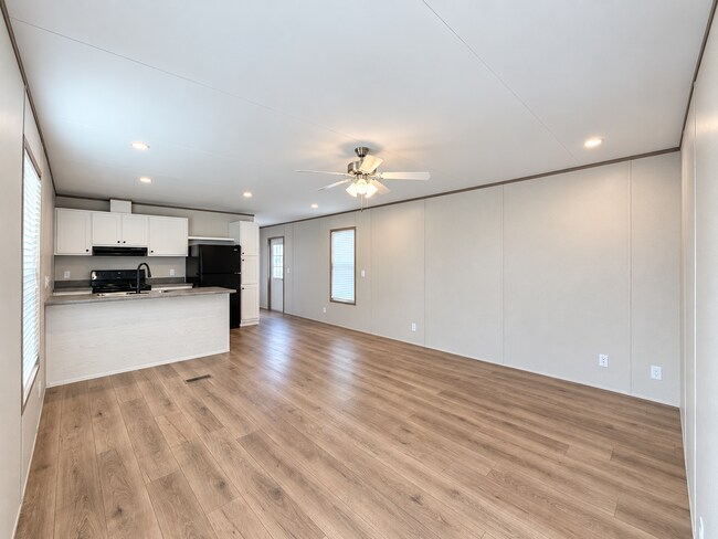 Building Photo - 115 Ponderosa Wy