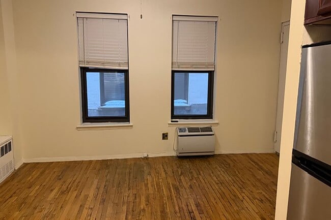 Foto del edificio - 160 E 91st St