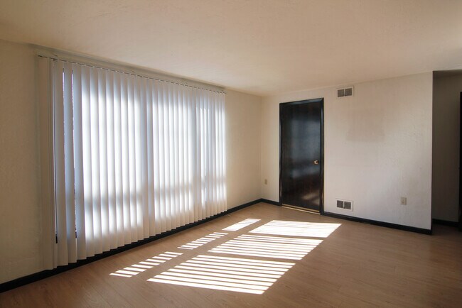 Foto del edificio - 317 S Trenton Ave