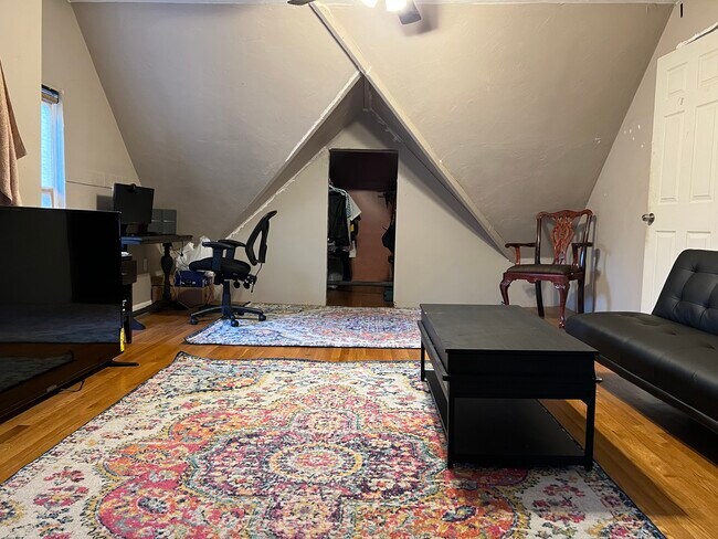 Dormitorio grande - 5 Otisfield St