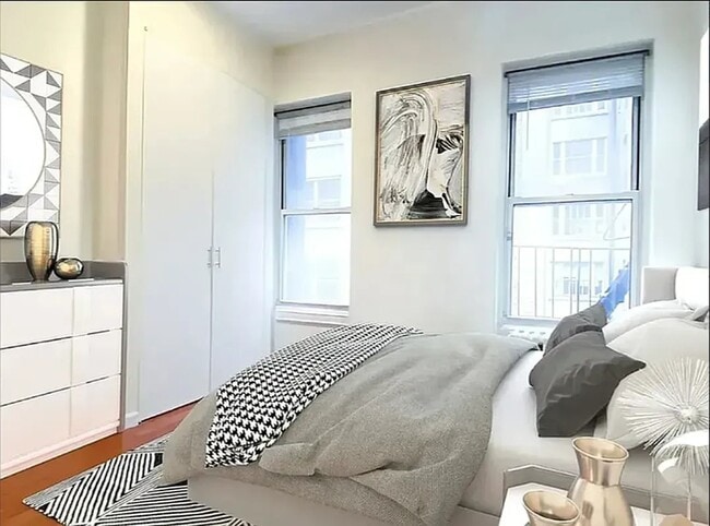 Foto del edificio - 129 W 56th St