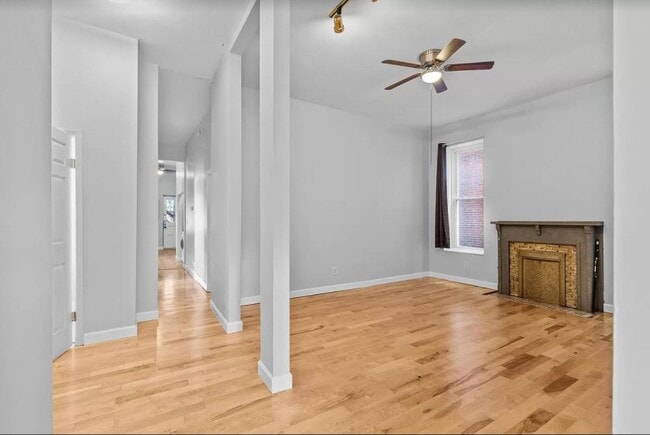 Building Photo - 2600 S Compton Ave