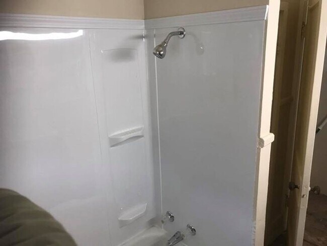 Foto del edificio - 115 E. 15th