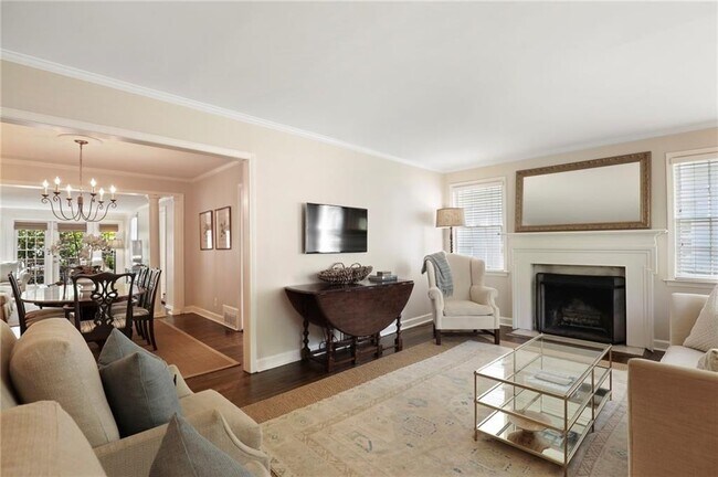 Foto del edificio - 1825 Colland Dr NW