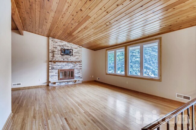 Foto del edificio - 9241 34th Ave N