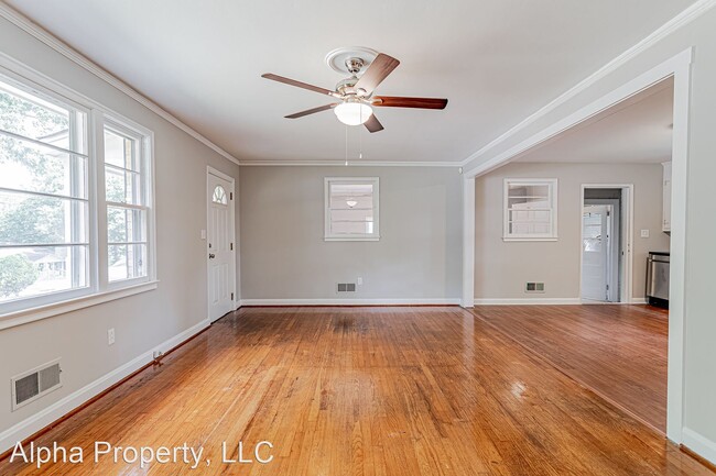 Building Photo - 4 br, 1 bath House - 31 Blue Mountain Dr