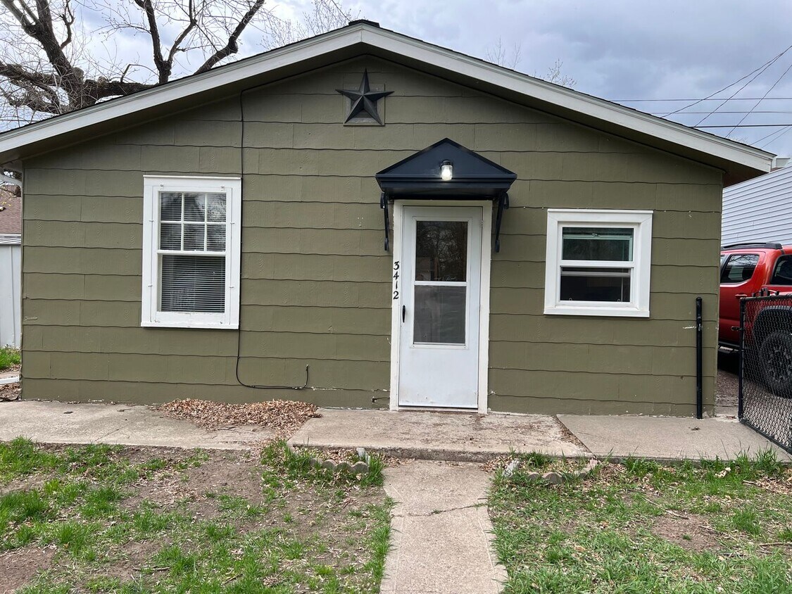 Primary Photo - Charming 2 Bedroom + 1 Bath Home