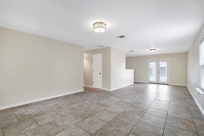 Building Photo - Two-Story Retreat with Modern Amenities an...