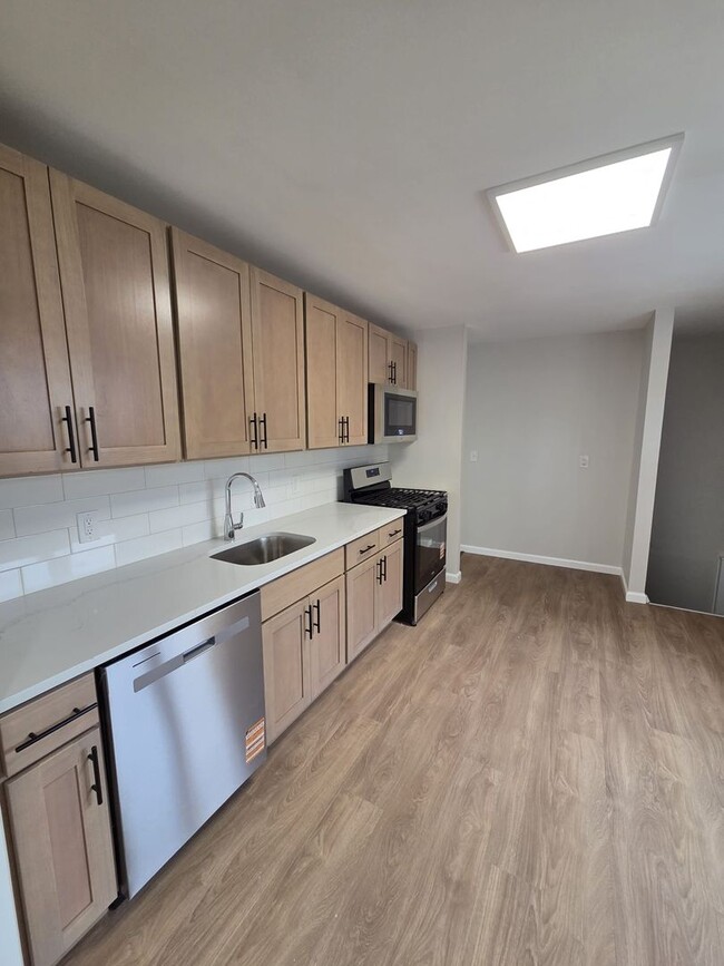 Building Photo - 955 Egret Dr