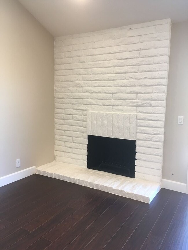 Foto del edificio - Single Story Stunner!