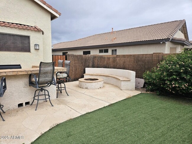 Building Photo - 16833 W Bradford Way