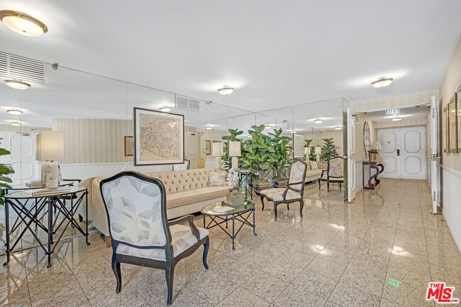 Foto del edificio - 1370 Kelton Ave