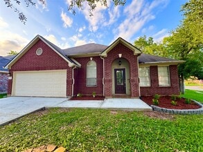 Building Photo - 3002 Summerfield Ridge Ct