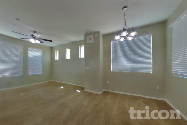 Foto del edificio - 3250 W Greenway Rd