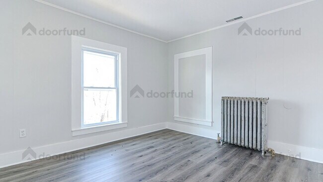 Foto del edificio - 11 Pleasant St