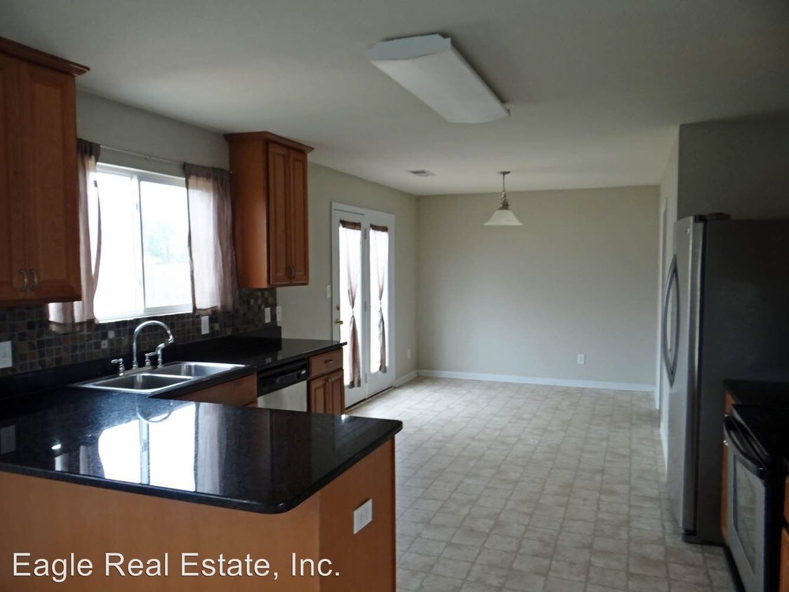 Building Photo - 4 br, 2.5 bath House - 104 Tynedale Drive