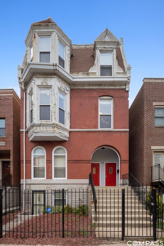 3246 S Prairie Ave Unit 2, Chicago, IL 60616 Condo for Rent in