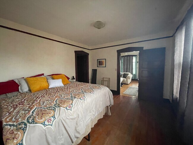 Foto del edificio - 963 Lewisohn St