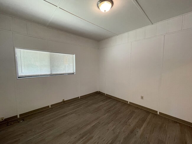 Foto del edificio - 1098 Humboldt Rd