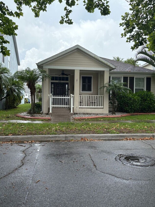 Foto principal - 3BED / 2 BATH - in Harmony FL